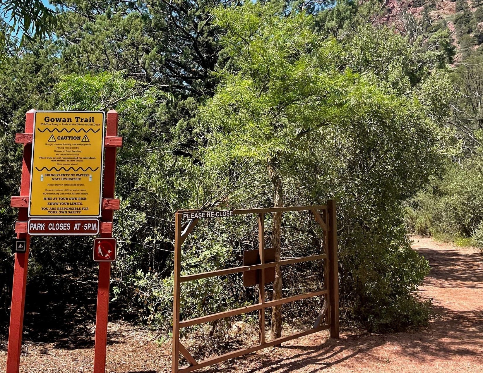 Trailhead of the Gowan Trail at Tonto Natural Bridge State Park in Payson Arizona