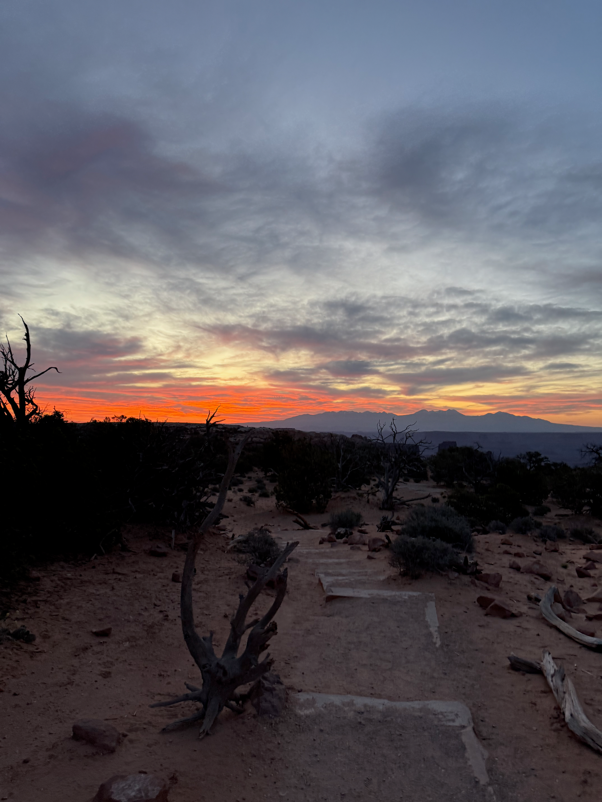 THE ULTIMATE GUIDE TO EXPLORING MOAB, UTAH