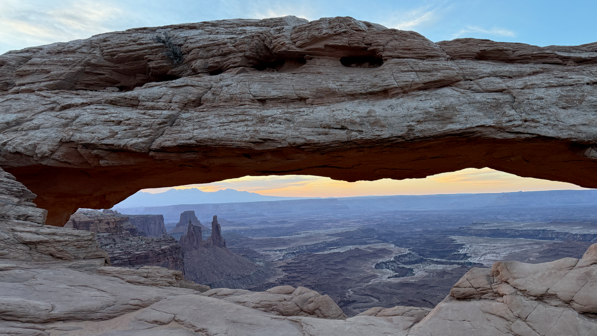 THE ULTIMATE GUIDE TO EXPLORING MOAB, UTAH